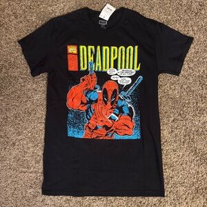 Deadpool comic graphic tshirt